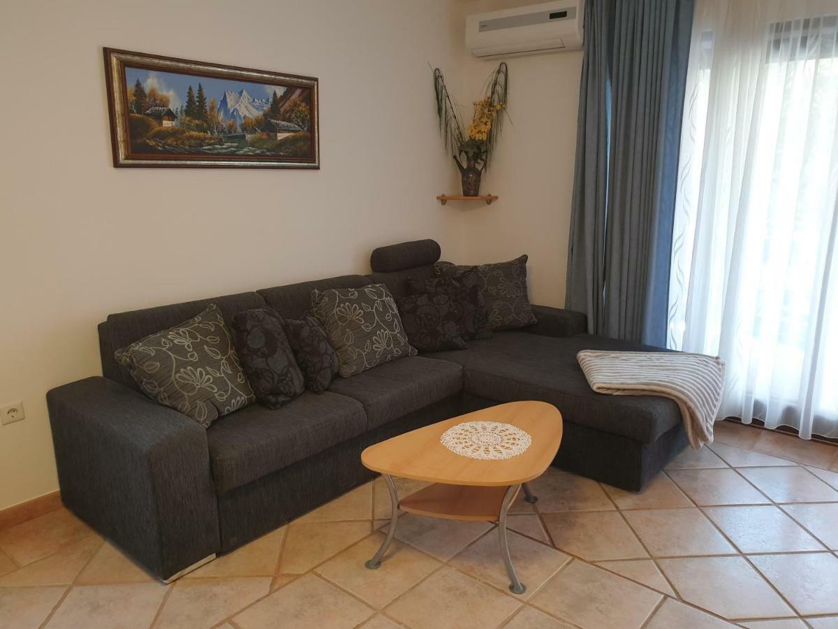Apartmenthaus Fa Rovinj Exterior photo
